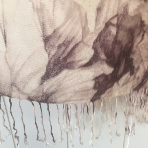 Beautiful Long ladies scarf H&M buy one get 2 free - Picture 4 of 12